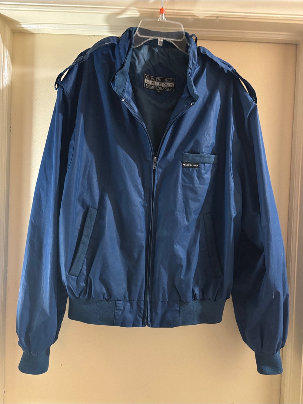 Members Only Deep Blue Zip Jacket with pockets and inside pocket vintage